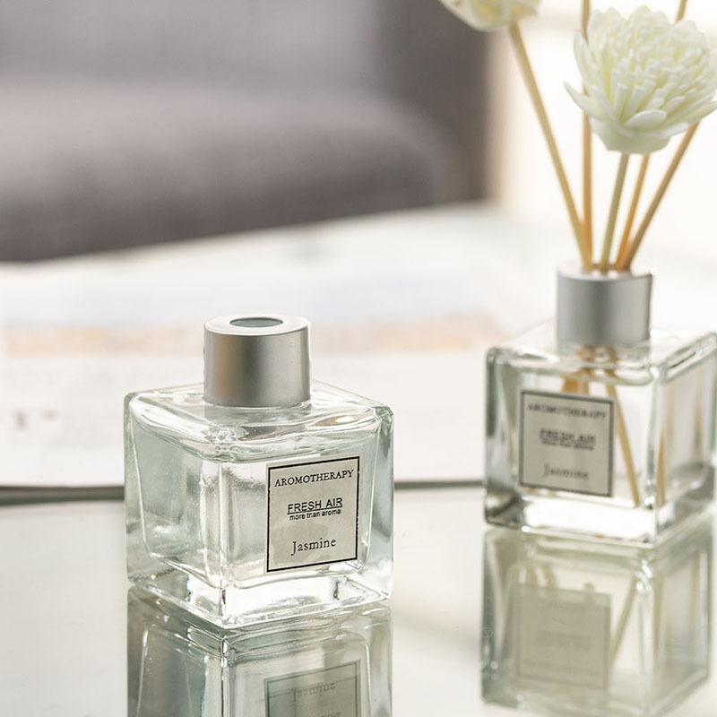 Óleo Essencial de Aromaterapia - Home Fragrance Jasmine & Yuzu Porcelain Diffuser avaliação e preço